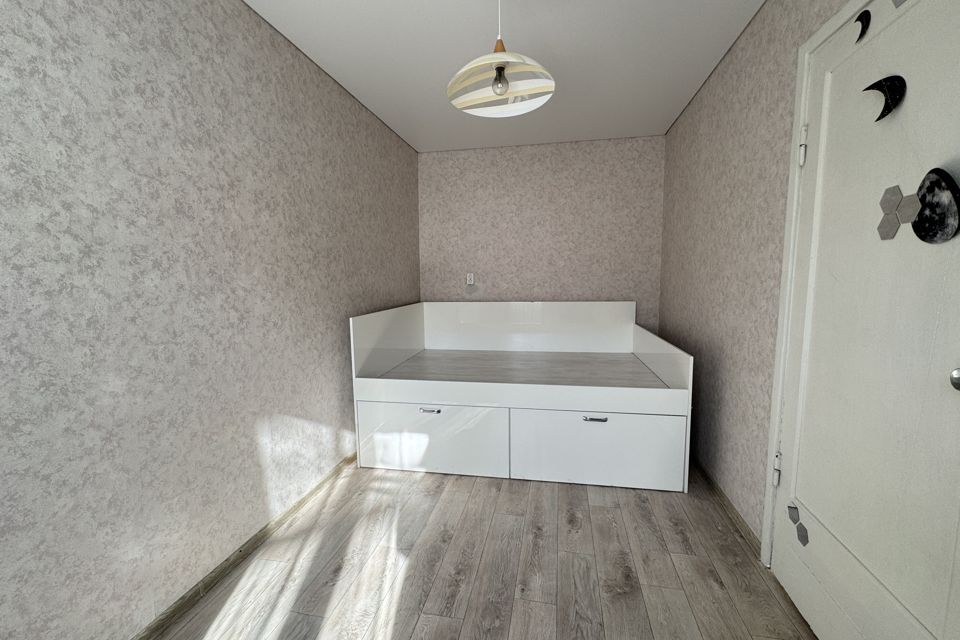 Продаётся 1-комнатная квартира, 43.4 м²