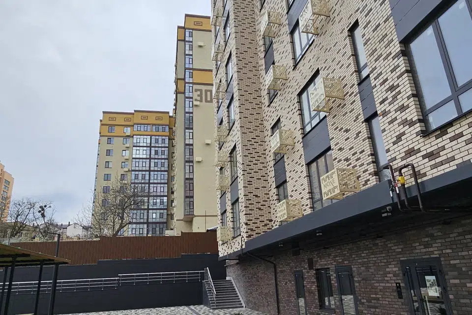 Продаётся 1-комнатная квартира, 52 м²