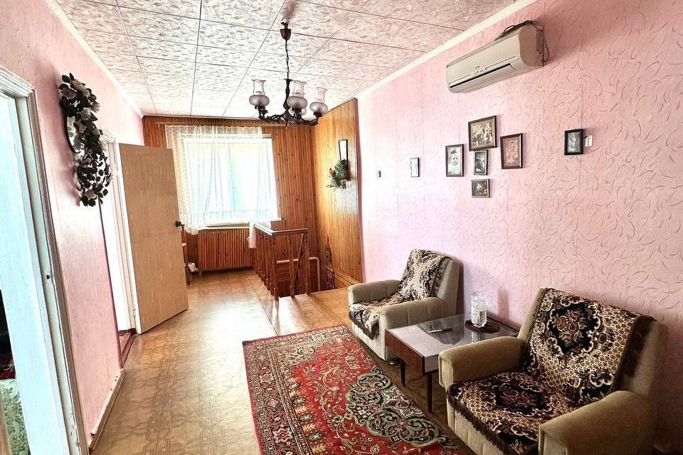 Продаётся 2-этажный дом, 152 м²