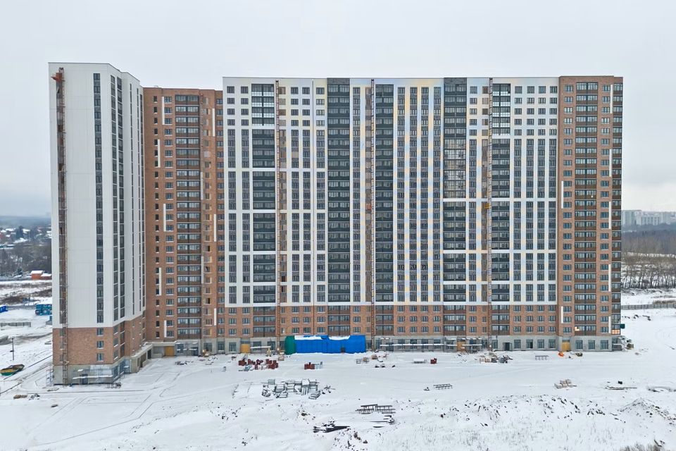 Продаётся 1-комнатная квартира, 42.1 м²