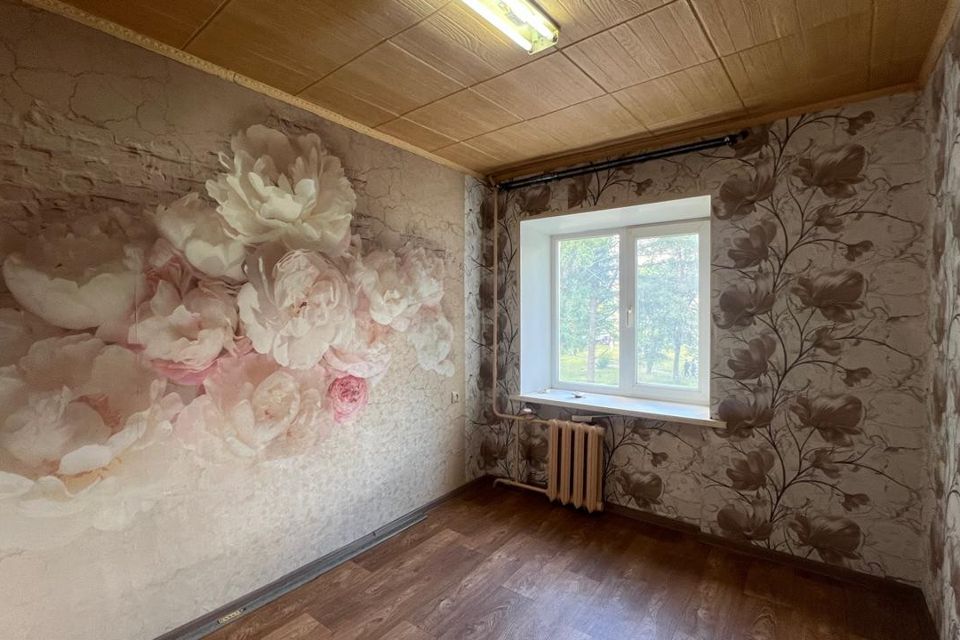 Продаётся комната в 5-комн. квартире, 11.7 м²
