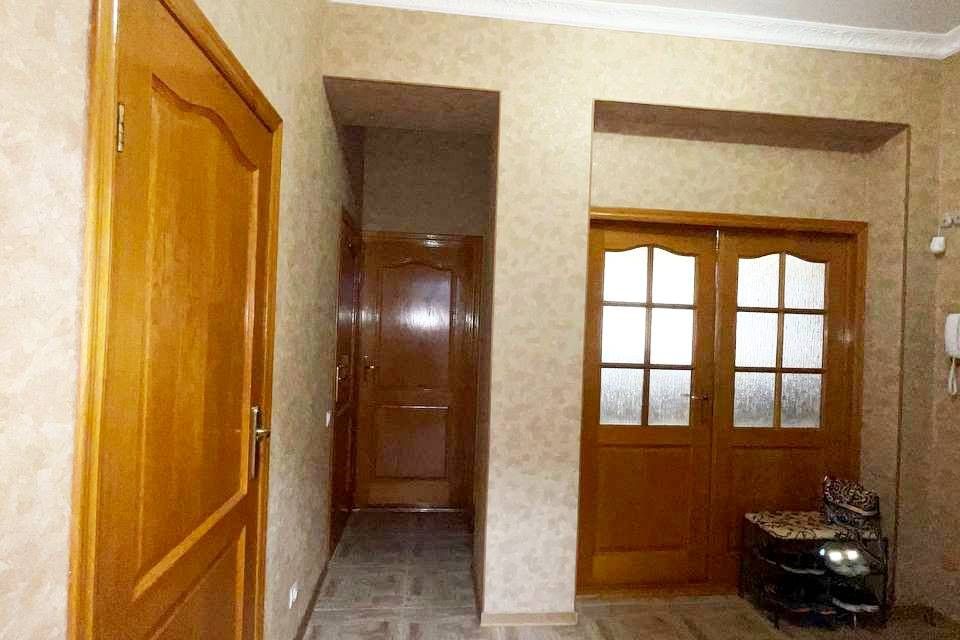 Продаётся 2-комнатная квартира, 73.4 м²