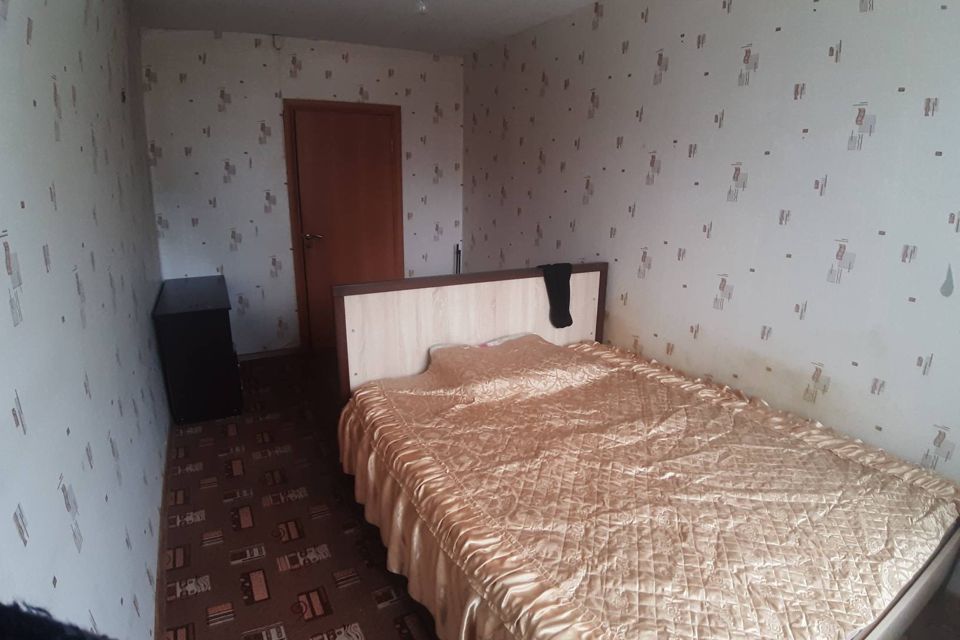 Продаётся комната в 3-комн. квартире, 11.6 м²