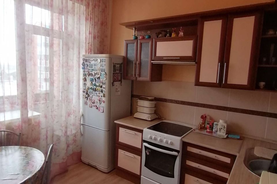 Продаётся 1-комнатная квартира, 37.9 м²