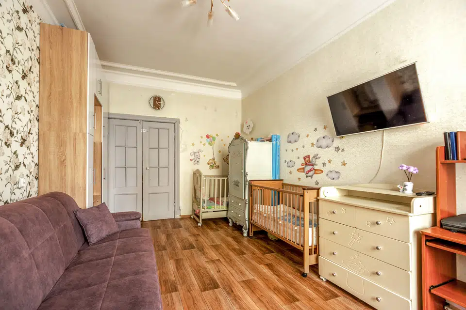 Продаётся 4-комнатная квартира, 84.8 м²