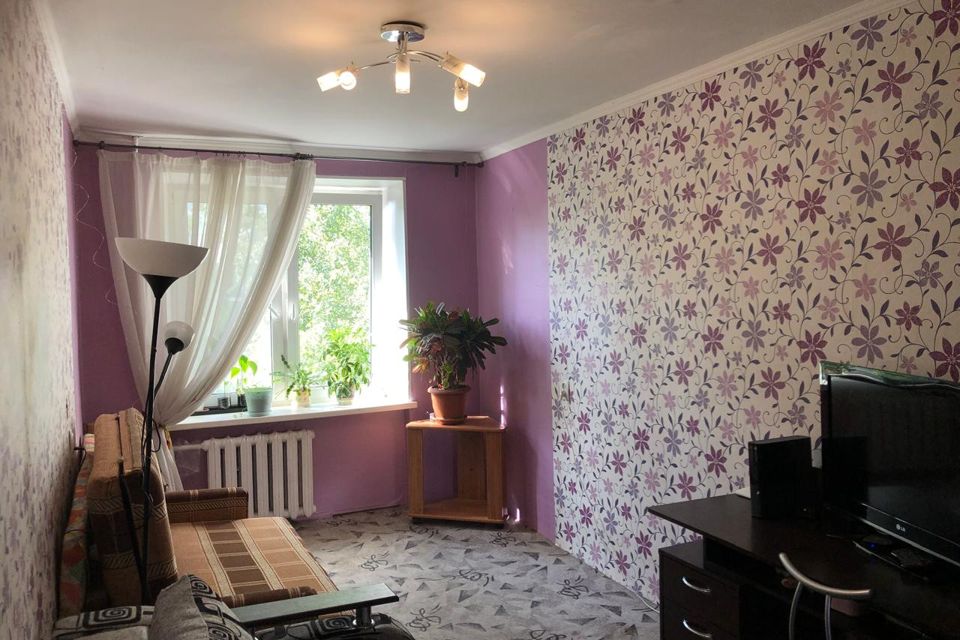 Продаётся 3-комнатная квартира, 59.9 м²