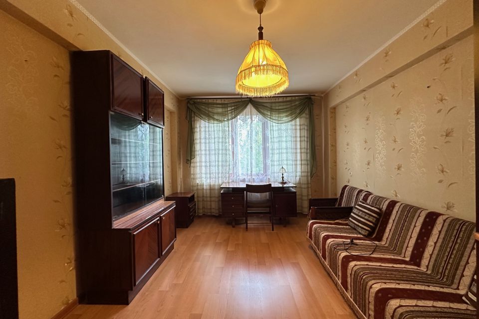 Продаётся 3-комнатная квартира, 62.5 м²