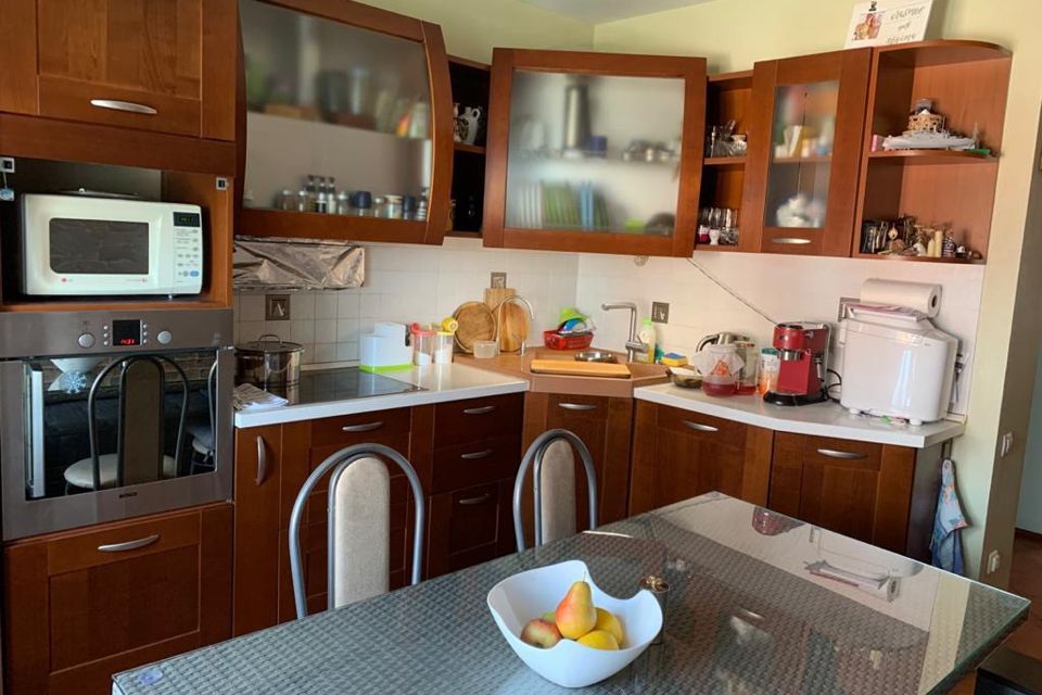 Продаётся 3-комнатная квартира, 87 м²