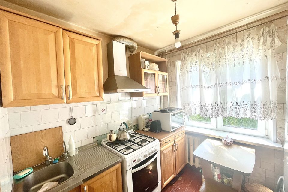 Продаётся 3-комнатная квартира, 54.8 м²