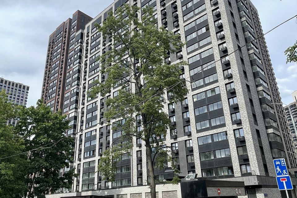 Продаётся 1-комнатная квартира, 46 м²