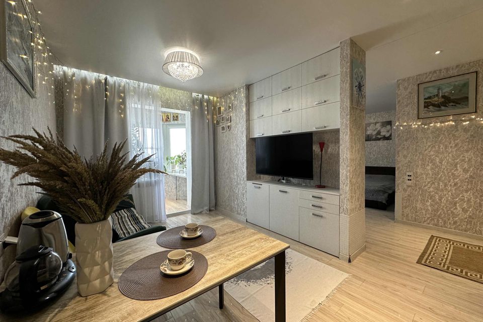 Продаётся 1-комнатная квартира, 52 м²