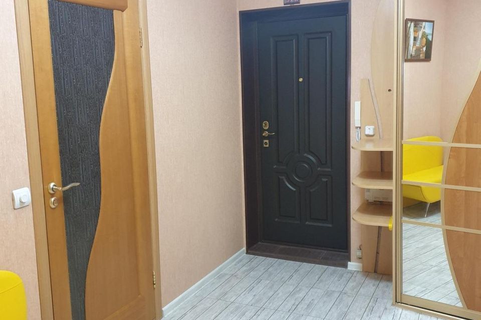 Продаётся 2-комнатная квартира, 65.6 м²