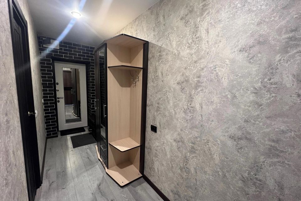 Продаётся 3-комнатная квартира, 49.8 м²