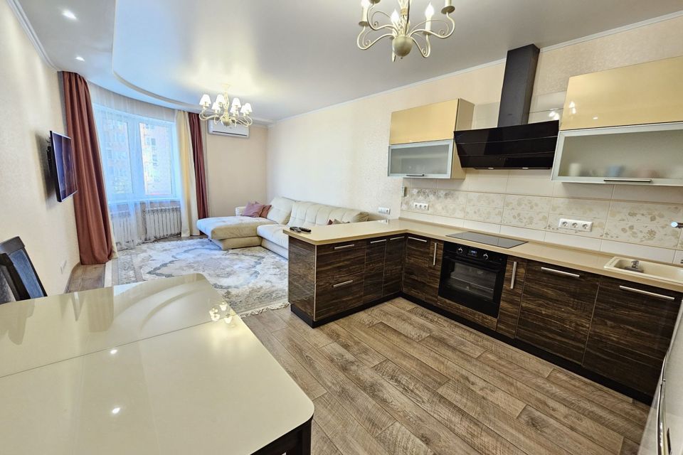 Продаётся 3-комнатная квартира, 97.6 м²