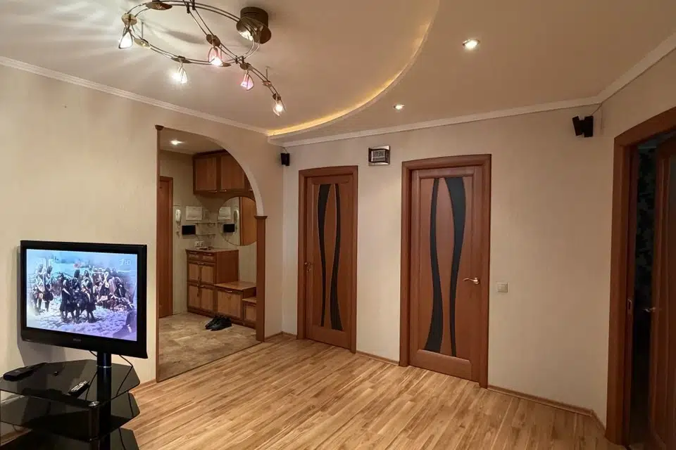 Продаётся 2-комнатная квартира, 76.8 м²