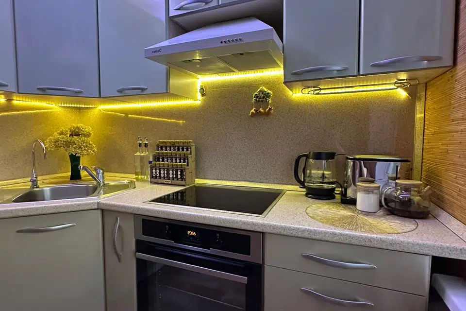Продаётся 3-комнатная квартира, 49.4 м²