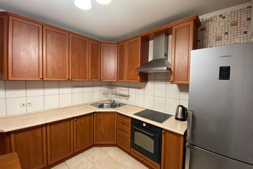 Продаётся 1-комнатная квартира, 42 м²