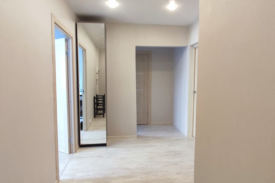 Продаётся 3-комнатная квартира, 70.3 м²