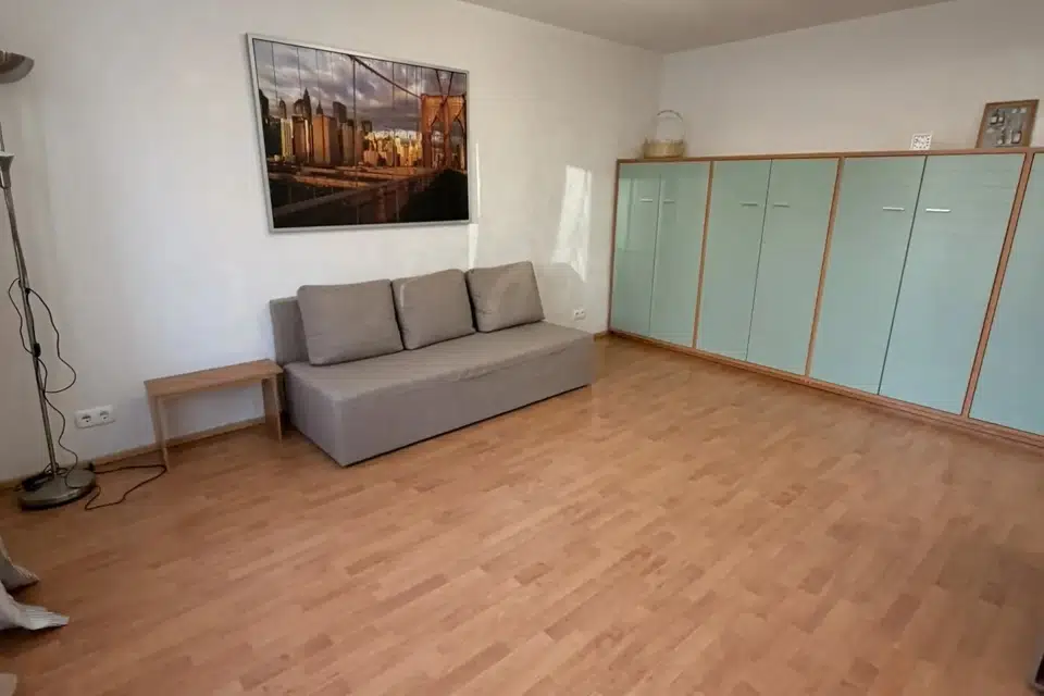 Продаётся 1-комнатная квартира, 39.9 м²