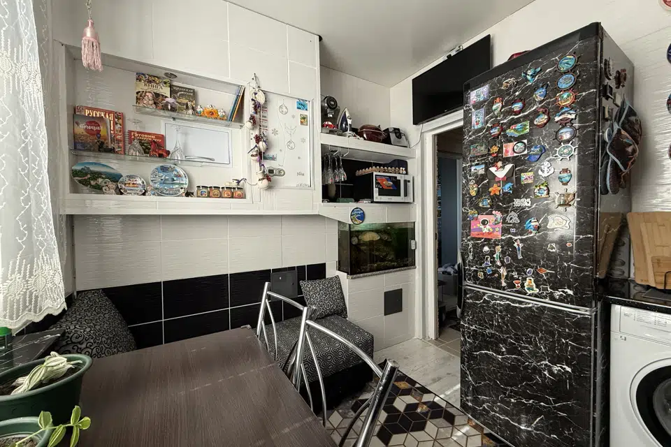 Продаётся 1-комнатная квартира, 41.5 м²