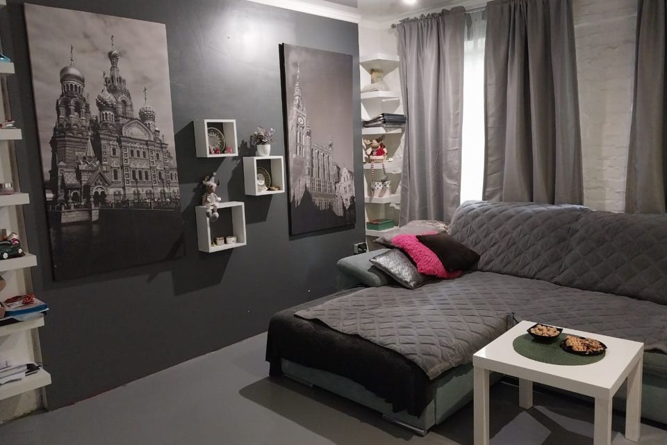 Продаётся 3-комнатная квартира, 53.5 м²