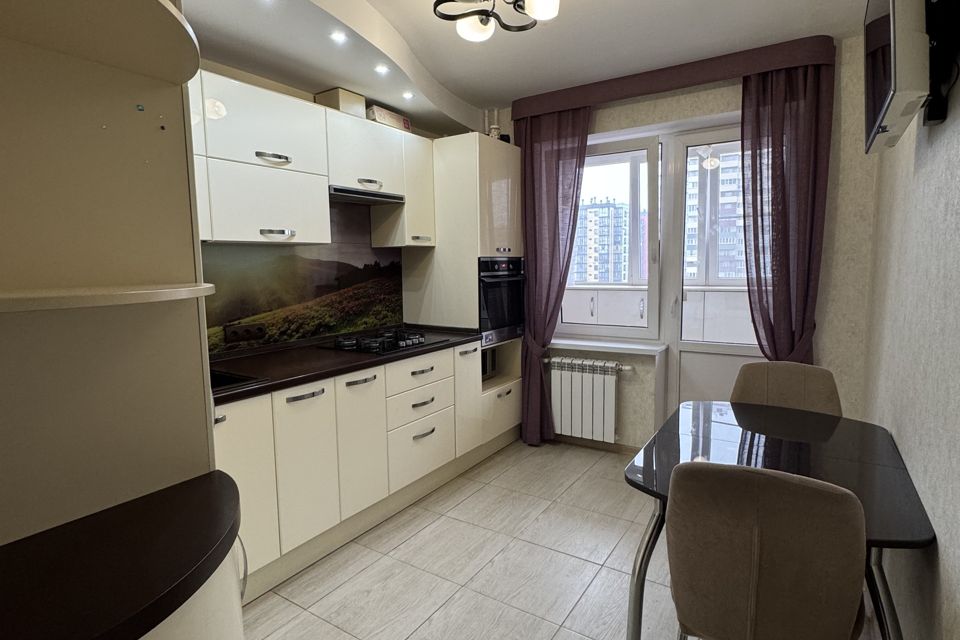 Продаётся 2-комнатная квартира, 60.4 м²