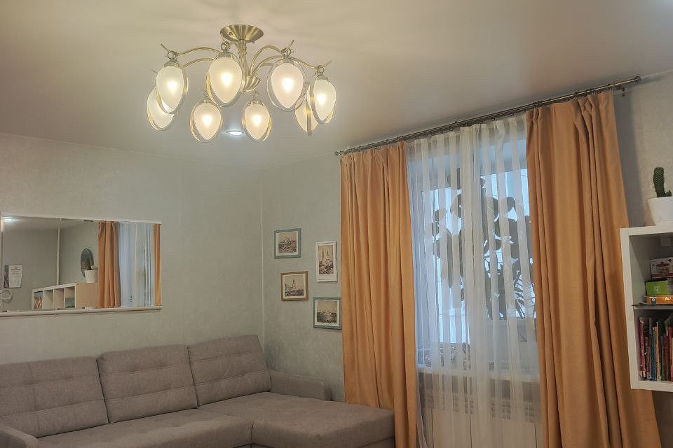 Продаётся 2-комнатная квартира, 60.7 м²