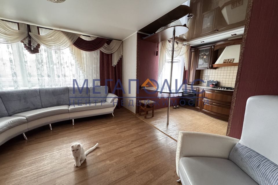 Продаётся 3-комнатная квартира, 63.4 м²