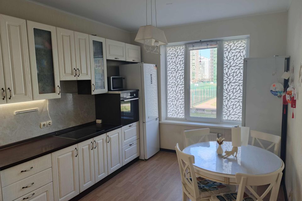 Продаётся 3-комнатная квартира, 77.3 м²