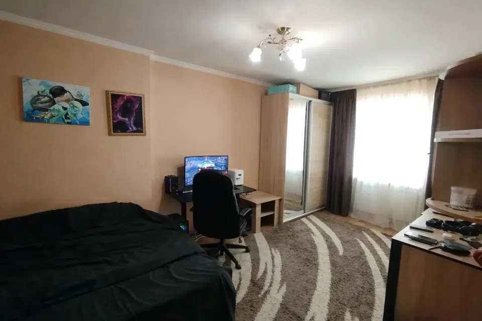 Продаётся 1-комнатная квартира, 30.4 м²