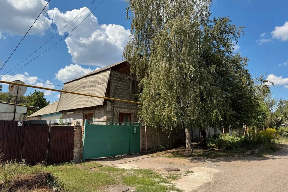 Продаётся 2-этажный дом, 90 м²
