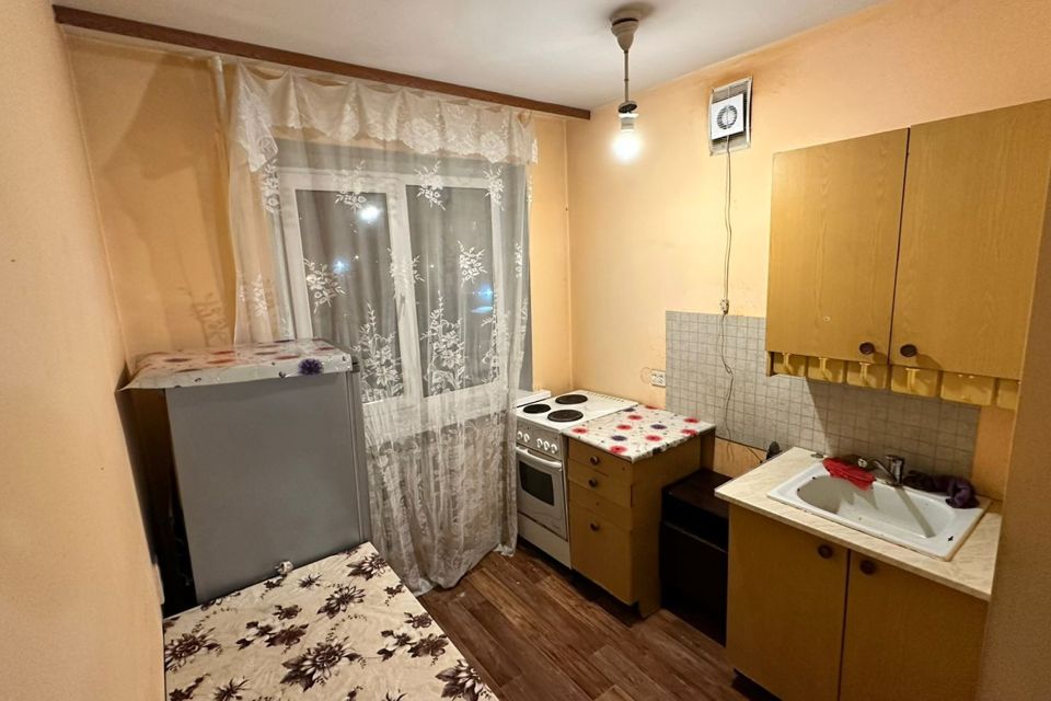 Сдаётся 1-комнатная квартира, 35 м²