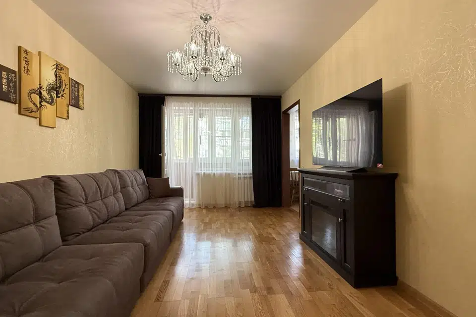 Продаётся 3-комнатная квартира, 62.7 м²
