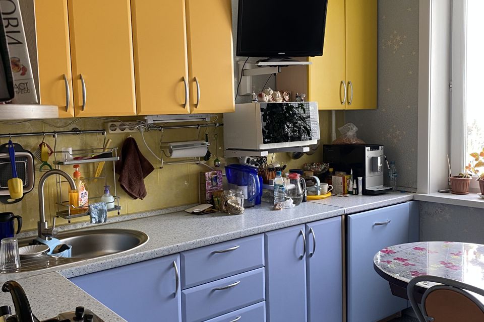 Продаётся 3-комнатная квартира, 66.3 м²