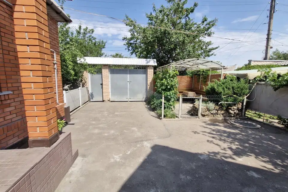 Продаётся 2-этажный дом, 148 м²