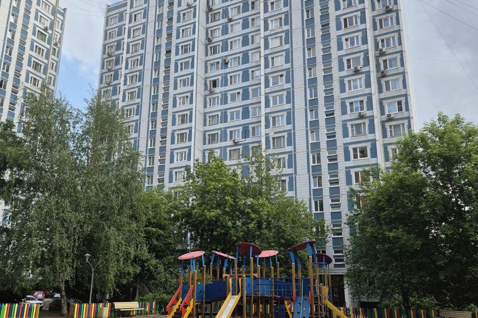 Продаётся 3-комнатная квартира, 71.8 м²