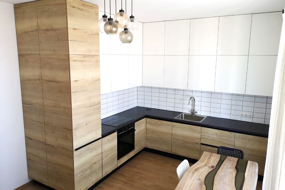 Продаётся 2-комнатная квартира, 58 м²