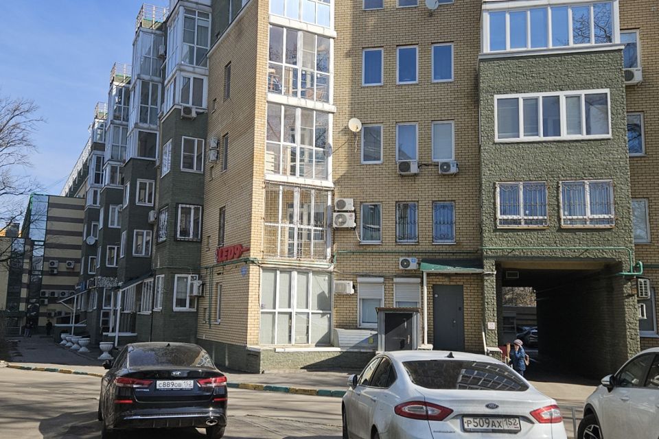 Продаётся 3-комнатная квартира, 117 м²