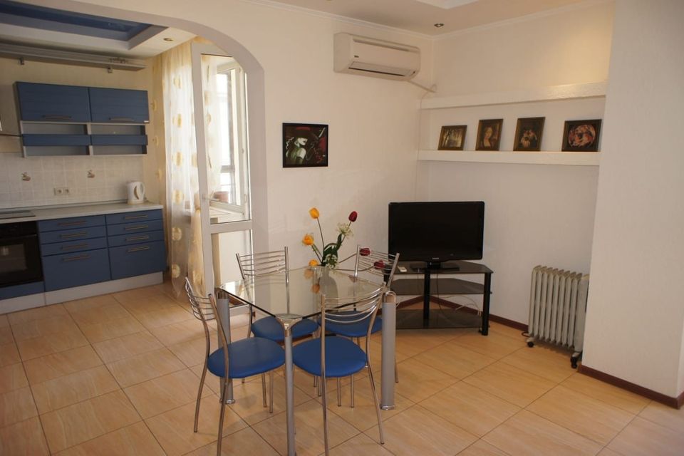 Сдаётся студия, 55 м²