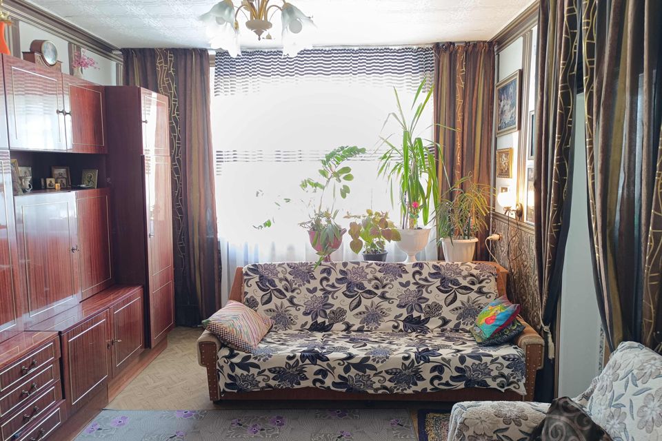 Продаётся 3-комнатная квартира, 54.6 м²
