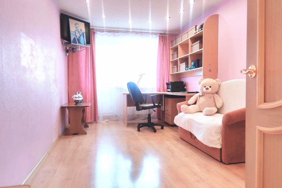 Продаётся 4-комнатная квартира, 84.3 м²