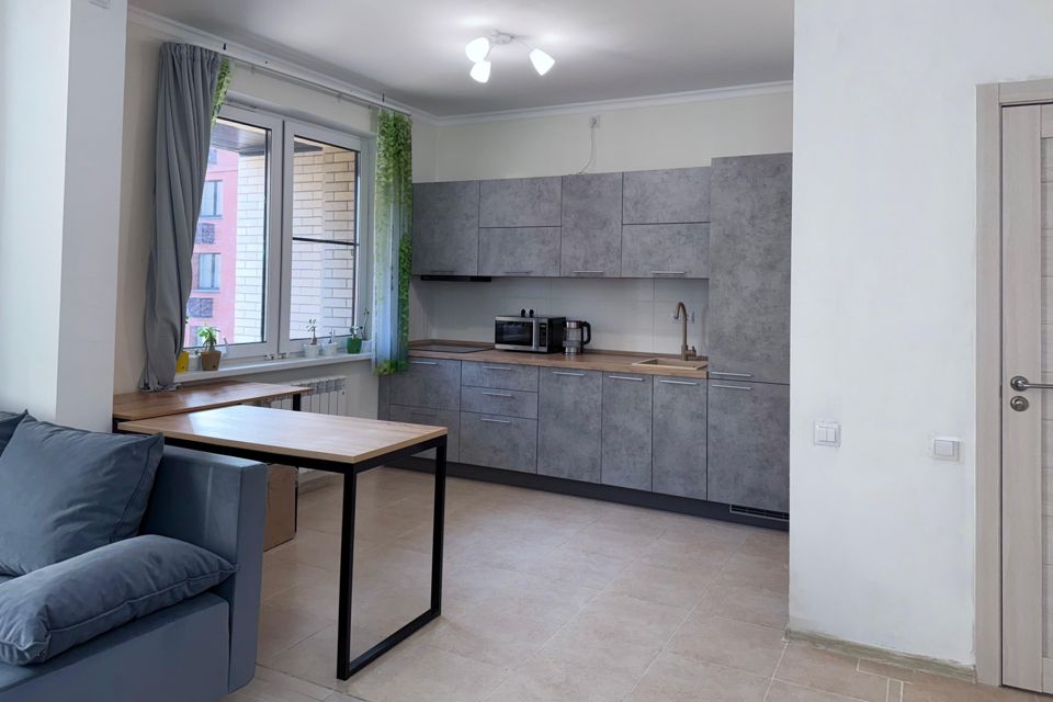 Продаётся 1-комнатная квартира, 51.6 м²