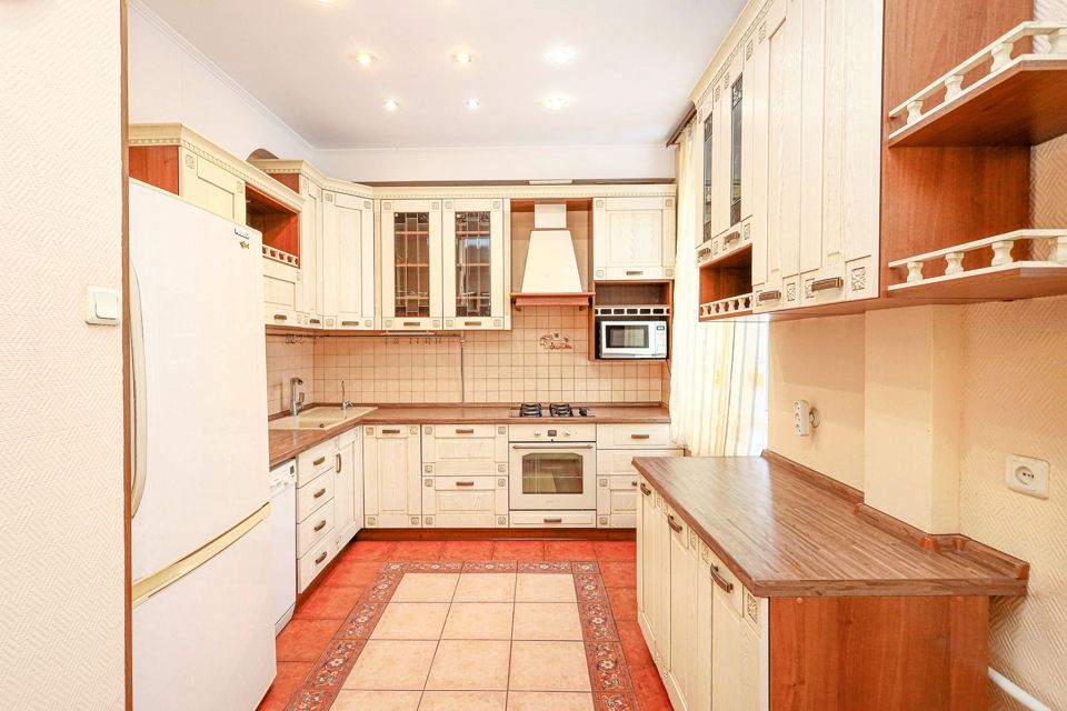 Продаётся 3-комнатная квартира, 73 м²