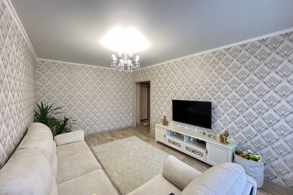 Продаётся 4-комнатная квартира, 78.4 м²