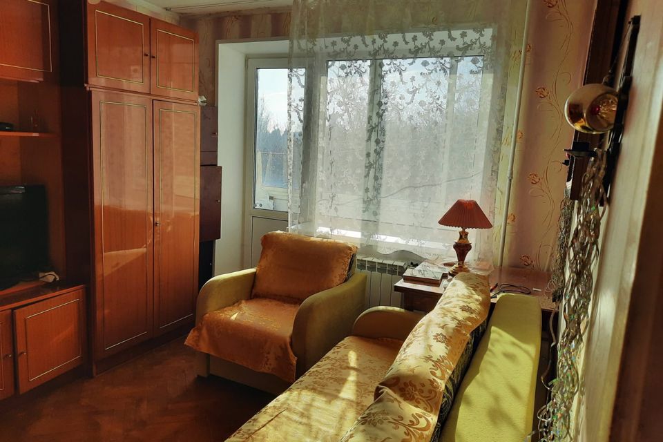 Продаётся 3-комнатная квартира, 52.5 м²