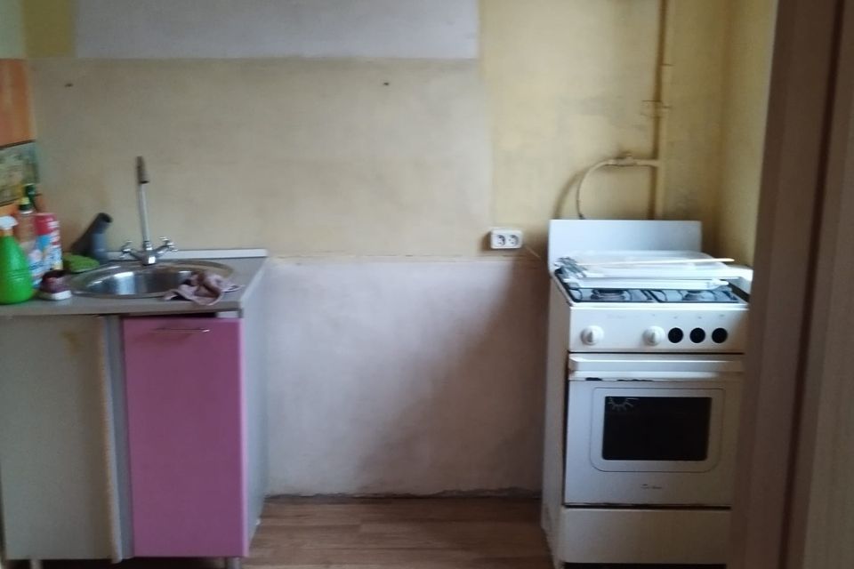Продаётся 3-комнатная квартира, 49 м²