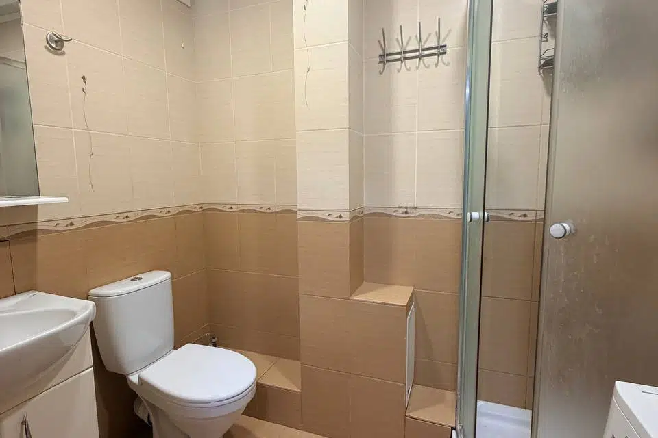 Продаётся 4-комнатная квартира, 59.9 м²