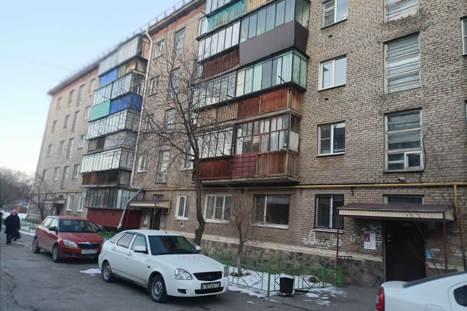 Продаётся 3-комнатная квартира, 61.6 м²