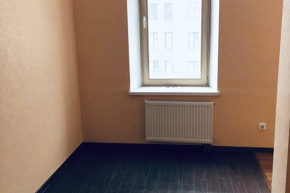 Продаётся 2-комнатная квартира, 55.8 м²