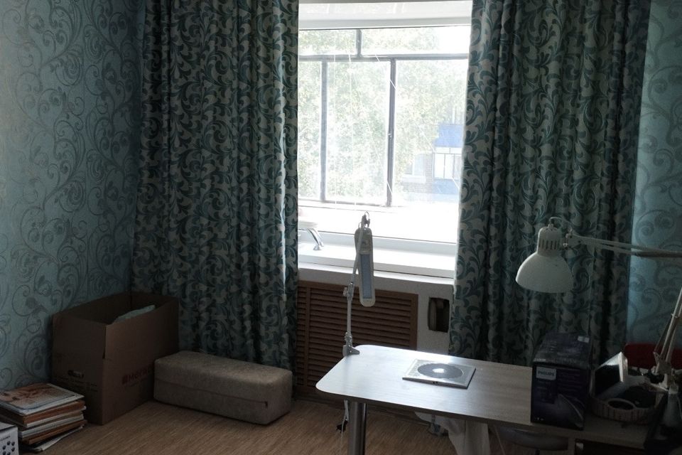 Продаётся 3-комнатная квартира, 57.2 м²